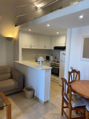 Precioso apartamento con 2 piscinas.